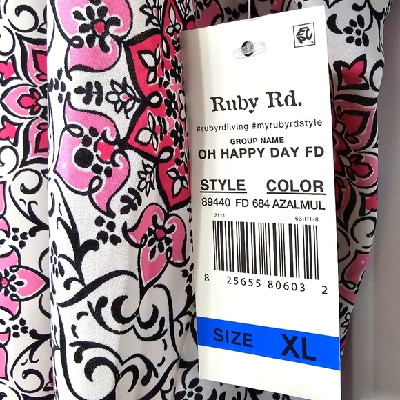 Ruby Red Oh  Happy Day Azalmul Pink/White/Black Tile Mix Shortsleeve Top - Picture 10 of 14